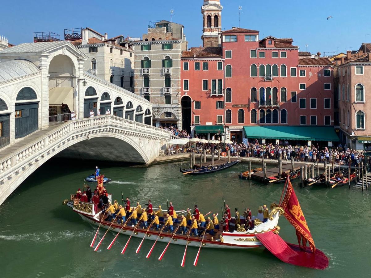 Rialto Apartment With Canal Grande View 베니스 외부 사진