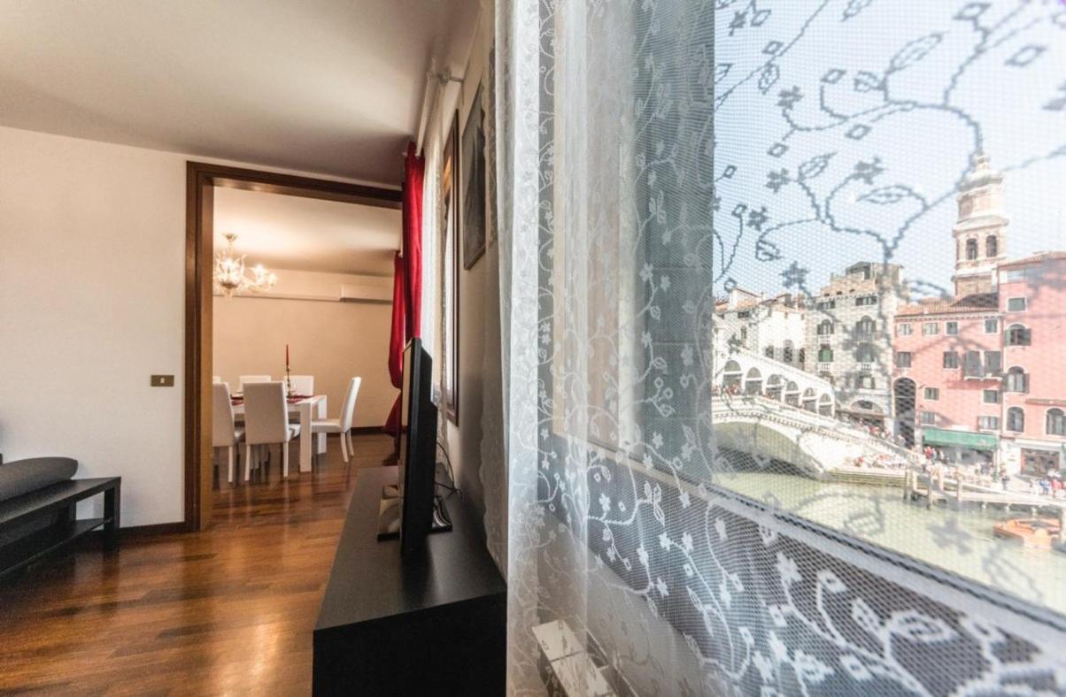 Rialto Apartment With Canal Grande View 베니스 외부 사진